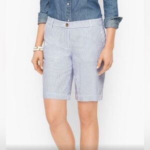 Talbots  hi rise blu & wht ticking strpe seersucker shrts sz 8 preppy Ivy League